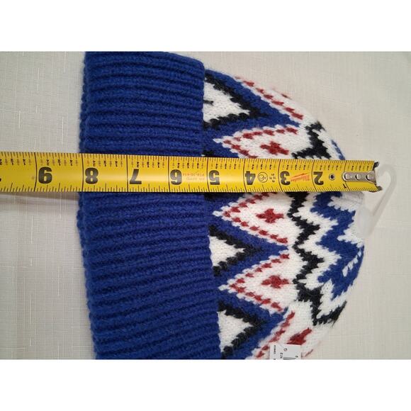 Old Navy Knit Hat Beanie Adult One Size Blue Red Multicolor Ski Snow Winter NWT - Picture 7 of 8
